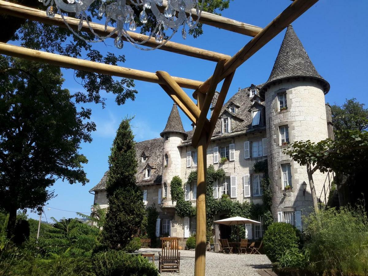 Chateau De Courbelimagne, Raulhac Экстерьер фото