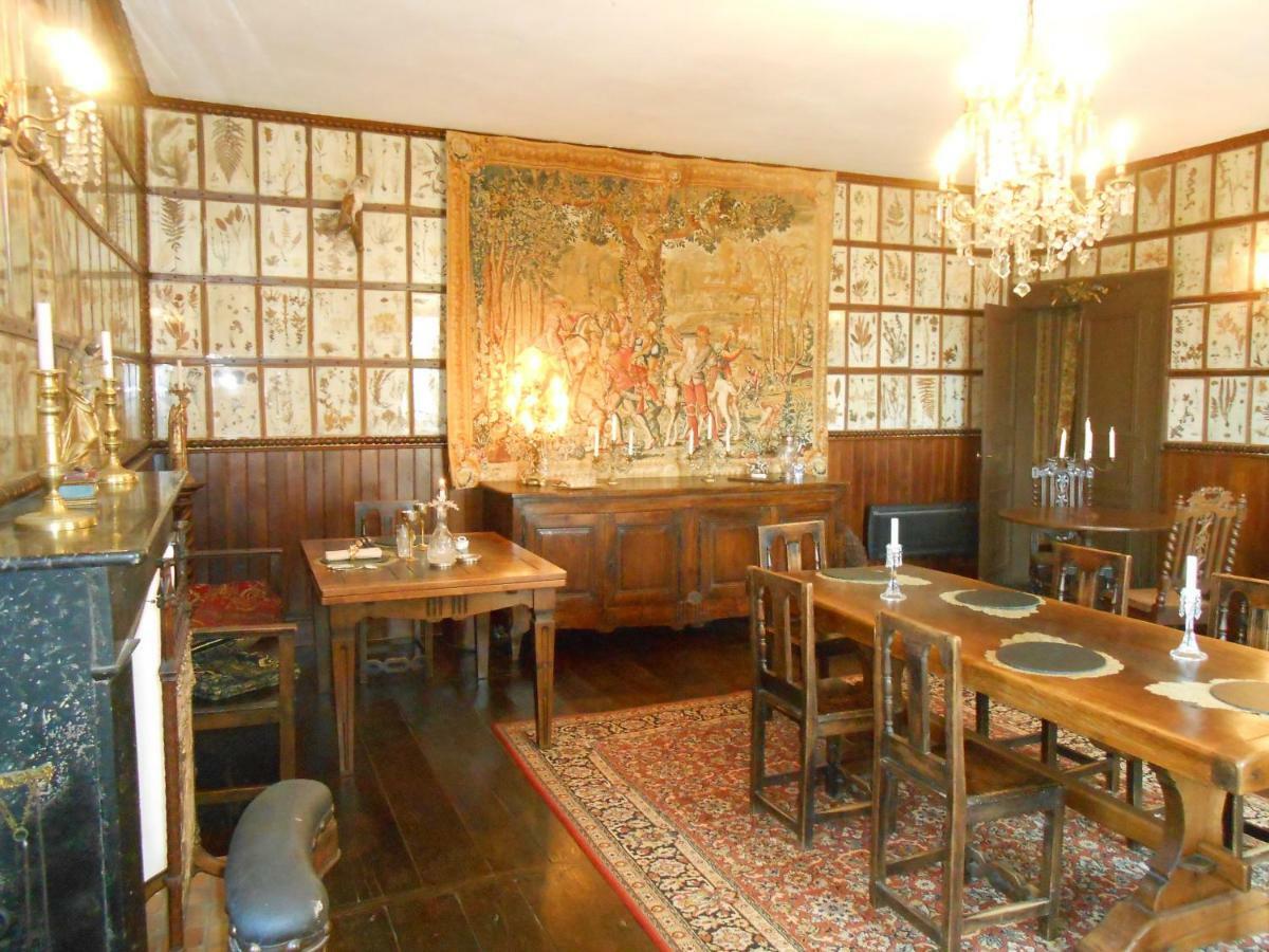Chateau De Courbelimagne, Raulhac Экстерьер фото